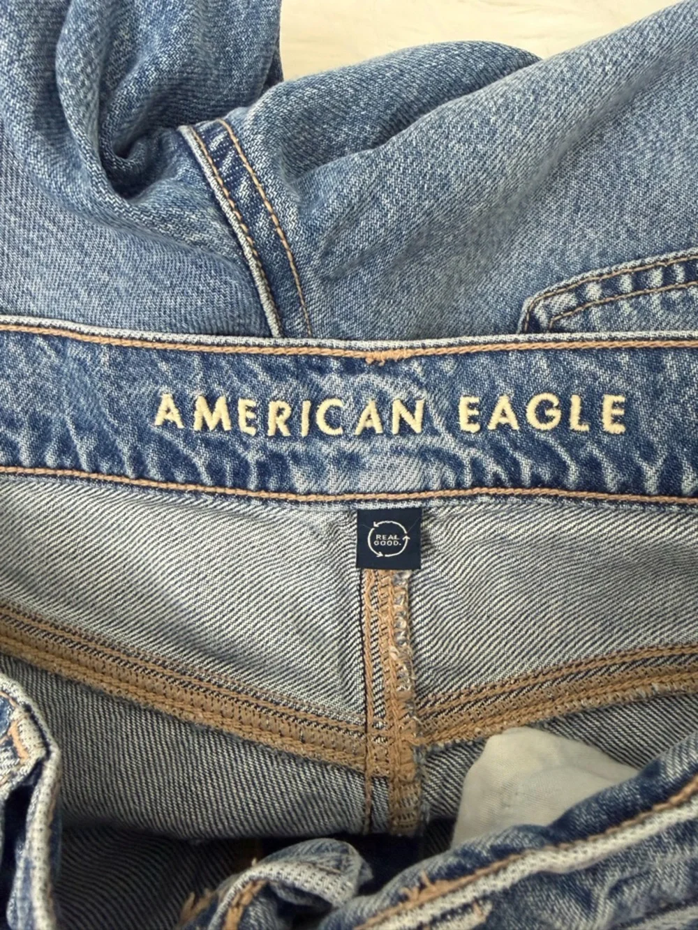 American Eagle Light blue super high rise baggy wide leg jeans 4 Short - Picture 3 of 7